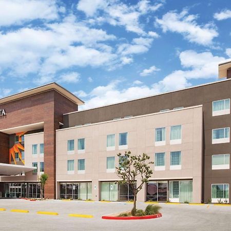 La Quinta Inn & Suites By Wyndham Bardstown Luaran gambar